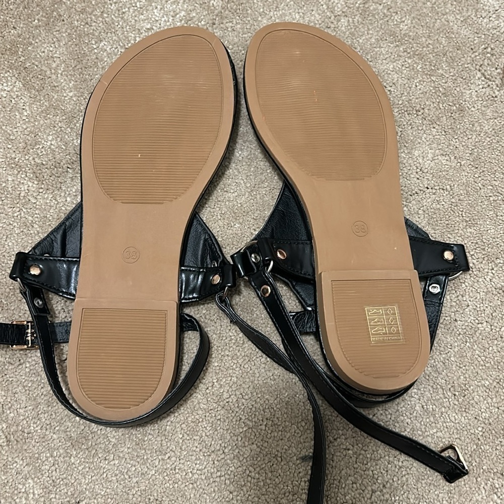 black women’s sandals! size 38 (7.5)! - Picture 3 of 3